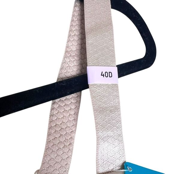 NEW Vanity Fair Beauty Back Smoothing Underwire Bra 40D Neutral - Picture 4 of 7